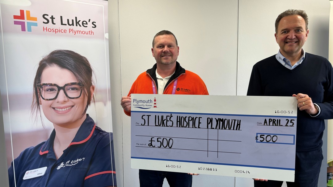 Jonathan And Wayne Cheque Presentation St Luke's